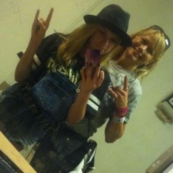 Meet your Posher, Lastene - Picture 1 of 1